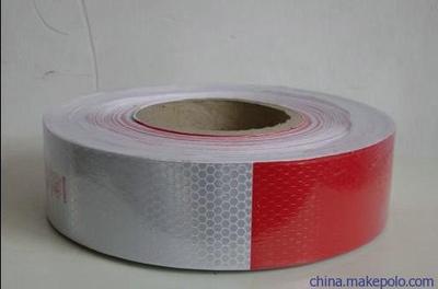 車身反光標(biāo)識(shí)選購指南 價(jià)格、廠家、圖片與反光材料詳解，以北京尚德商貿(mào)為例